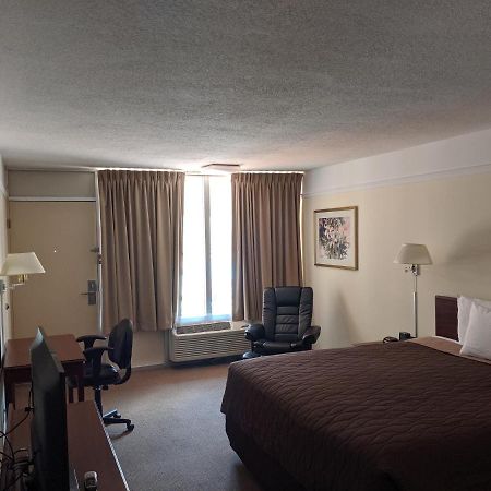 Western Inn And Suites Enid Bagian luar foto