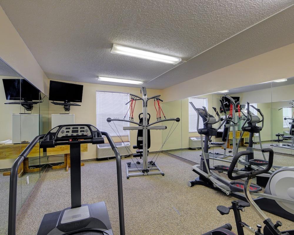 Western Inn And Suites Enid Bagian luar foto