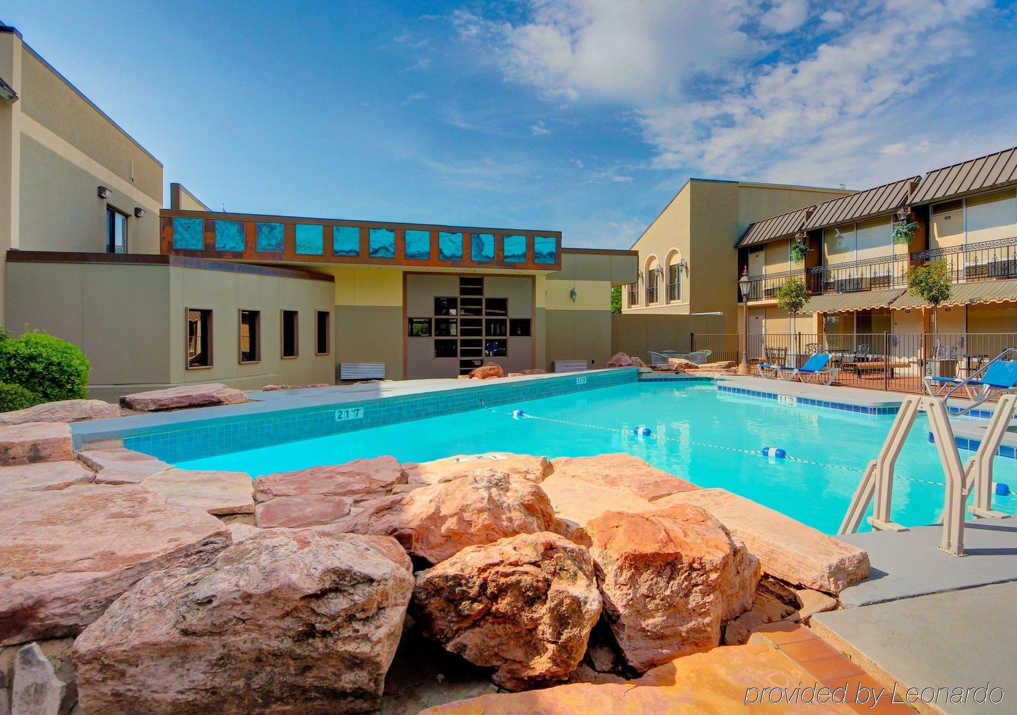 Western Inn And Suites Enid Bagian luar foto