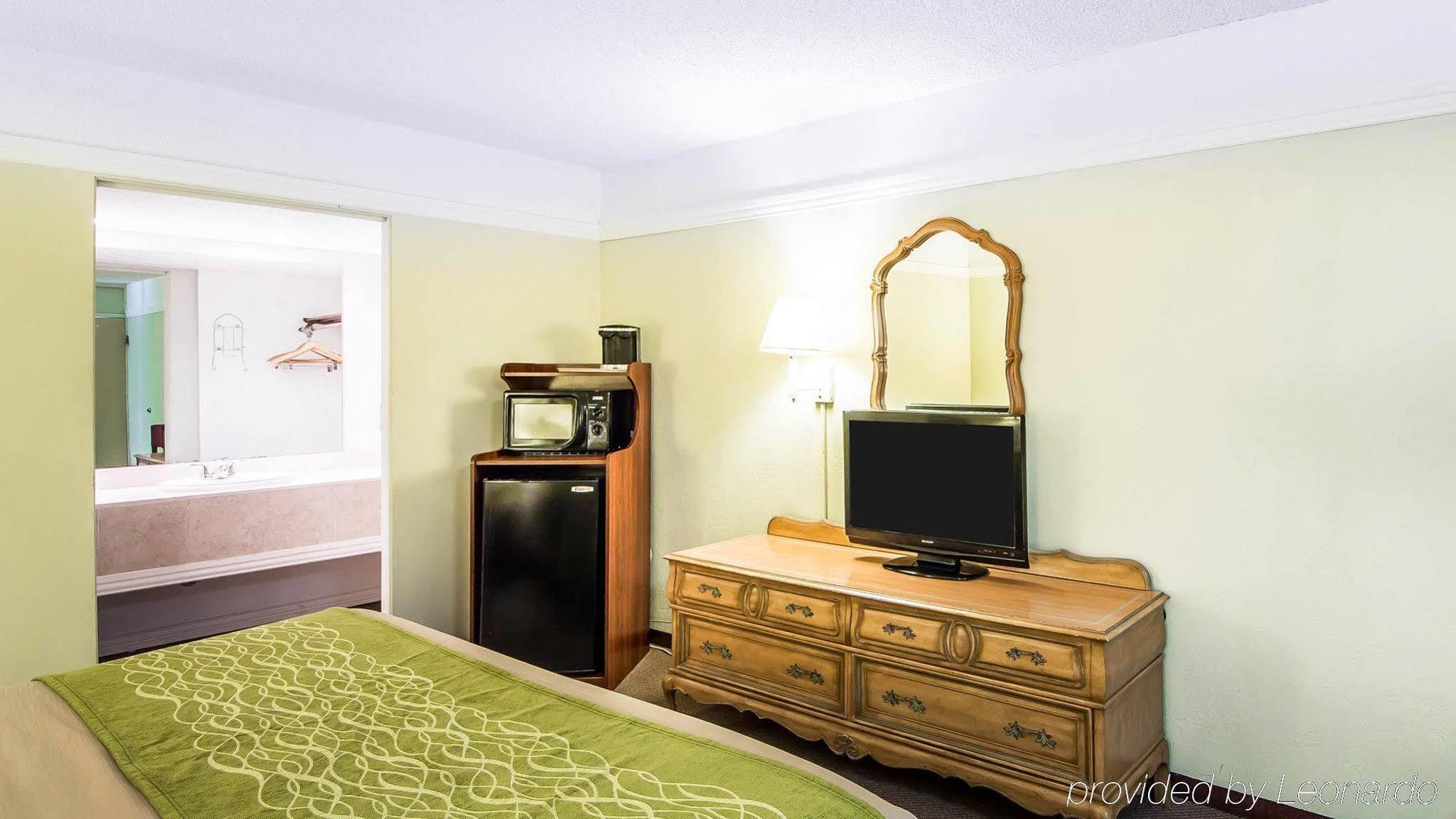 Western Inn And Suites Enid Bagian luar foto