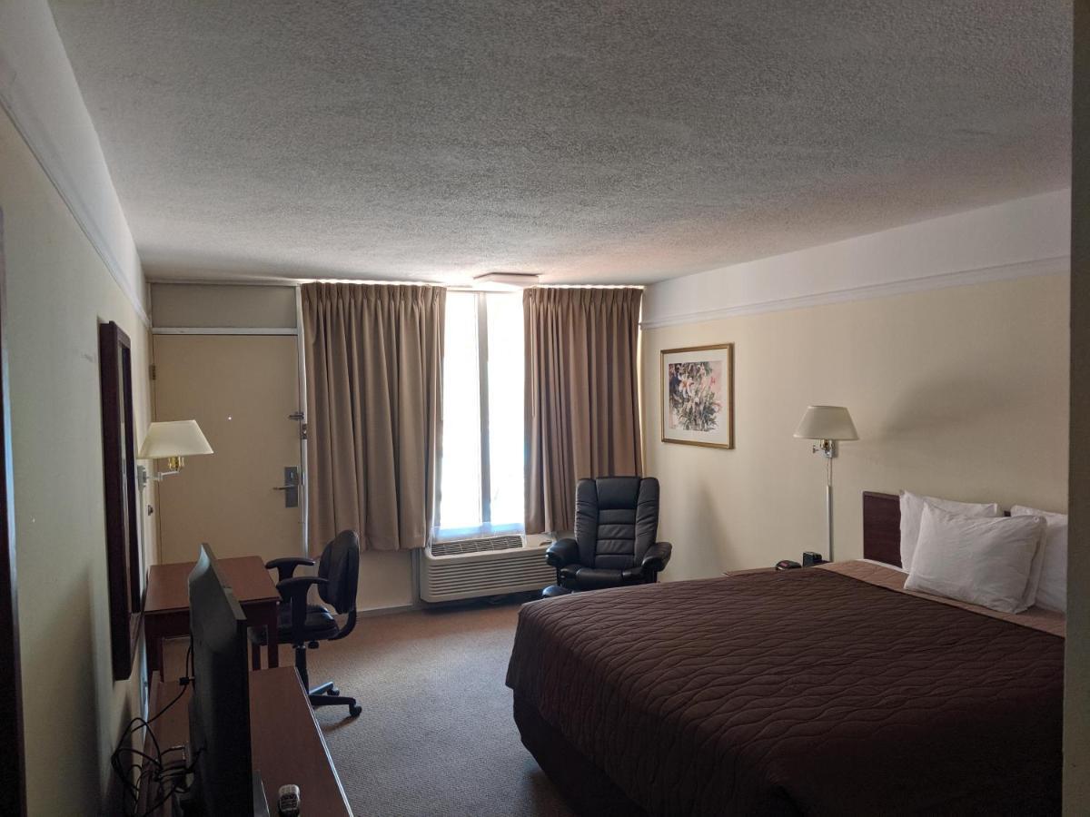 Western Inn And Suites Enid Bagian luar foto