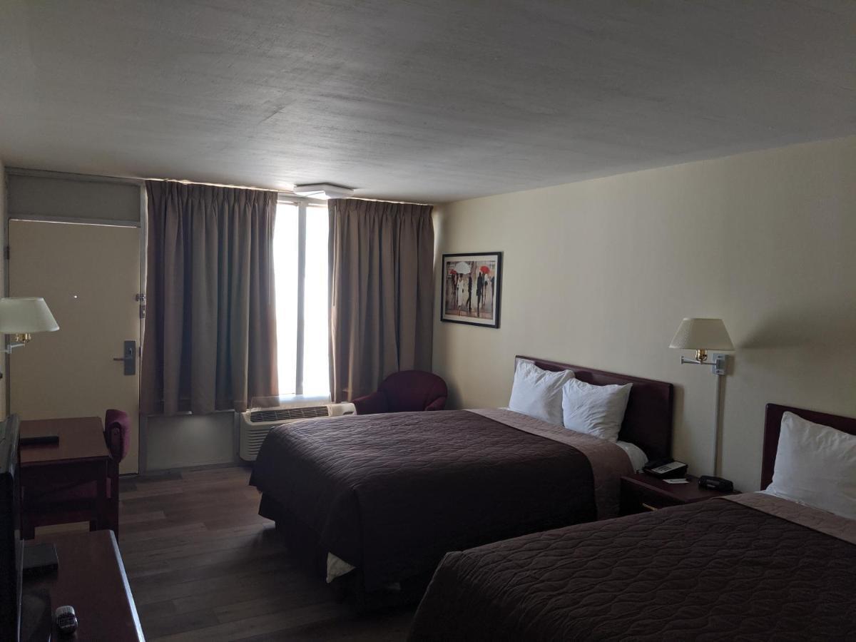 Western Inn And Suites Enid Bagian luar foto