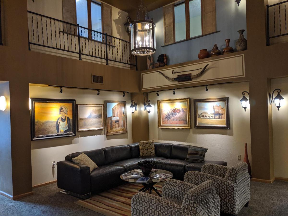 Western Inn And Suites Enid Bagian luar foto